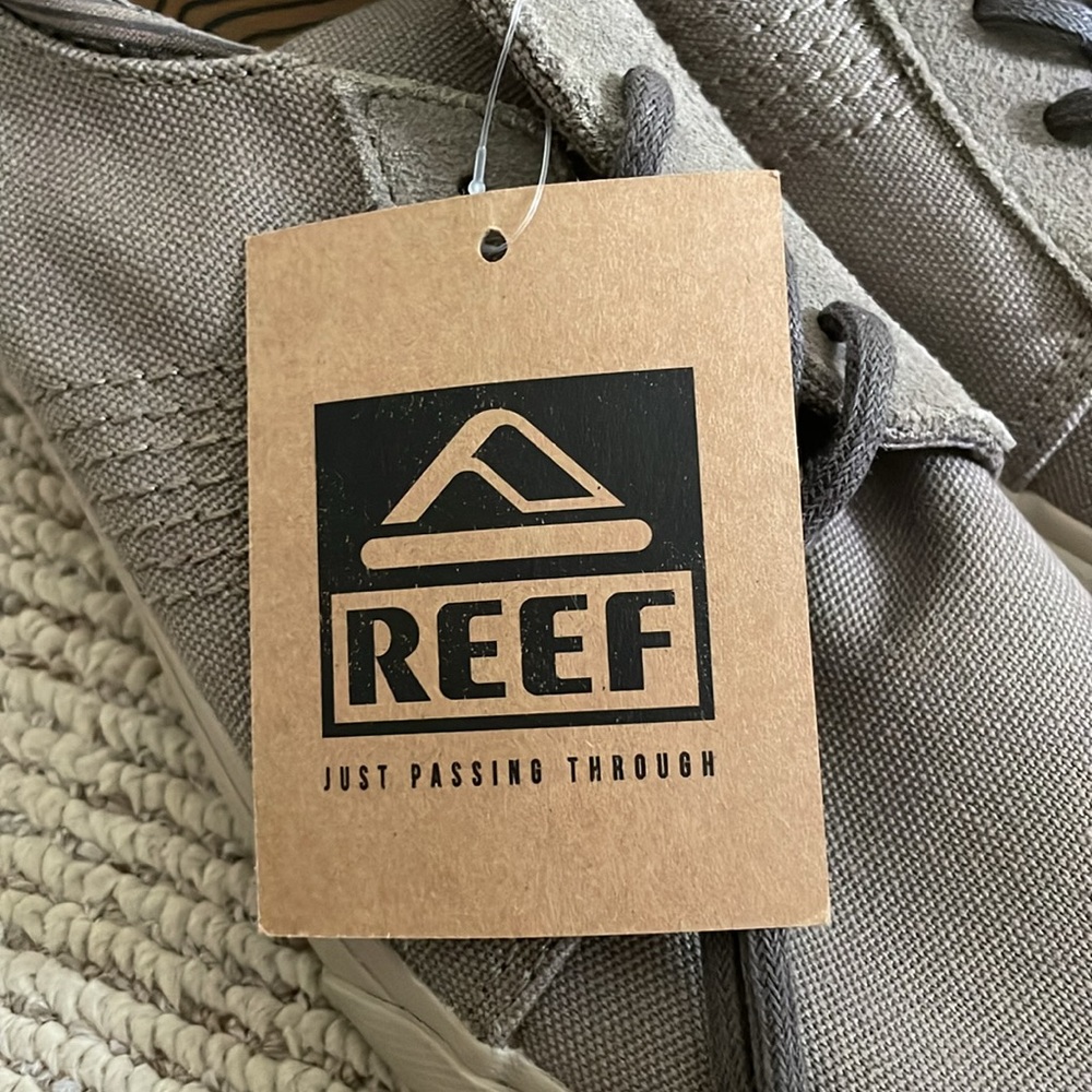 Reef Ridge Shoes 7.5 Grey - Picture 2 of 3